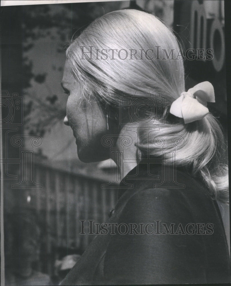 1967 Press Photo Women&#39;s Hair Style of 1967. - RRU79481 - Historic Images