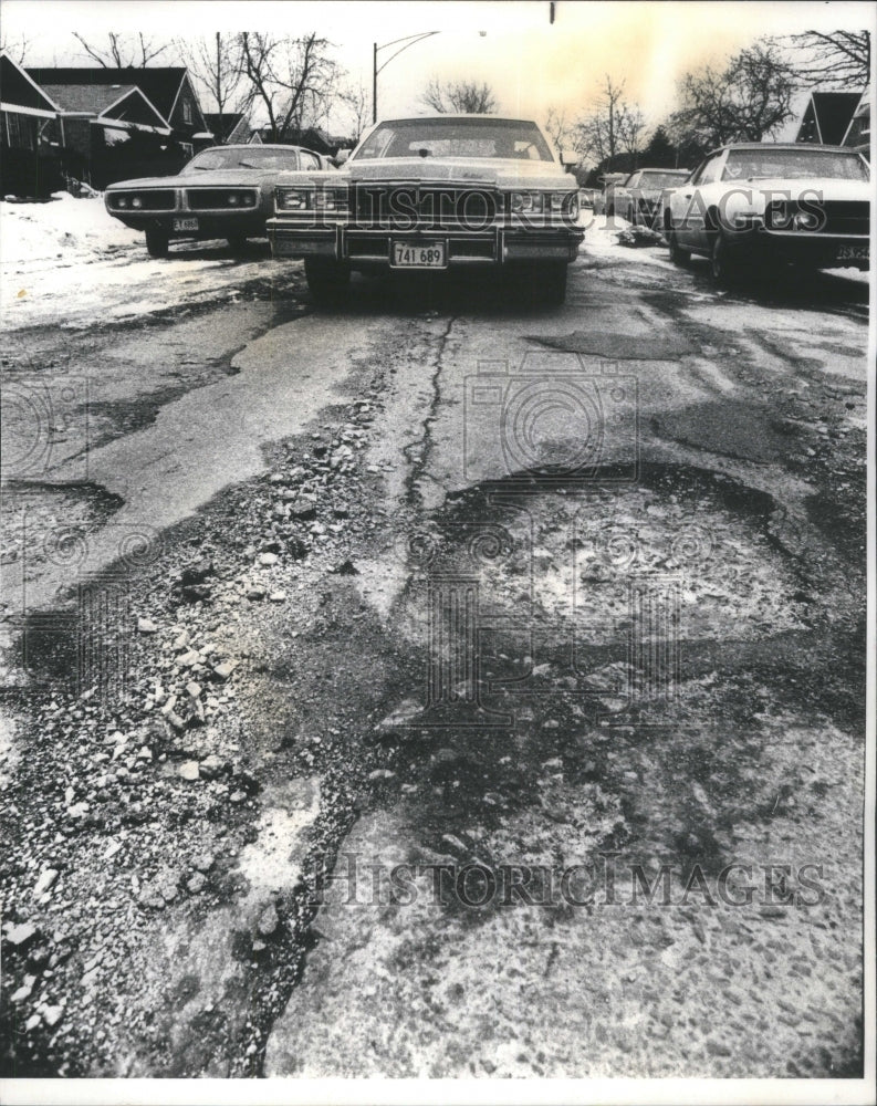 1978 Pot Holes University Block - Historic Images