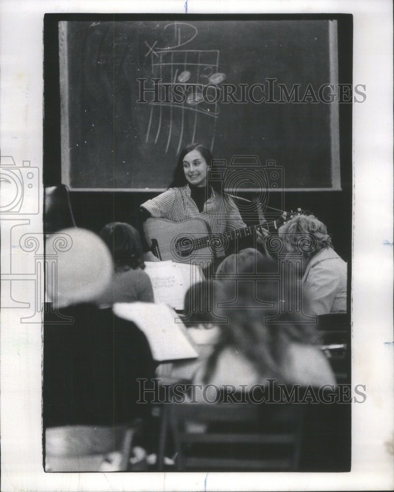 1975 Old Town School Folk Music Chicago-Historic Images