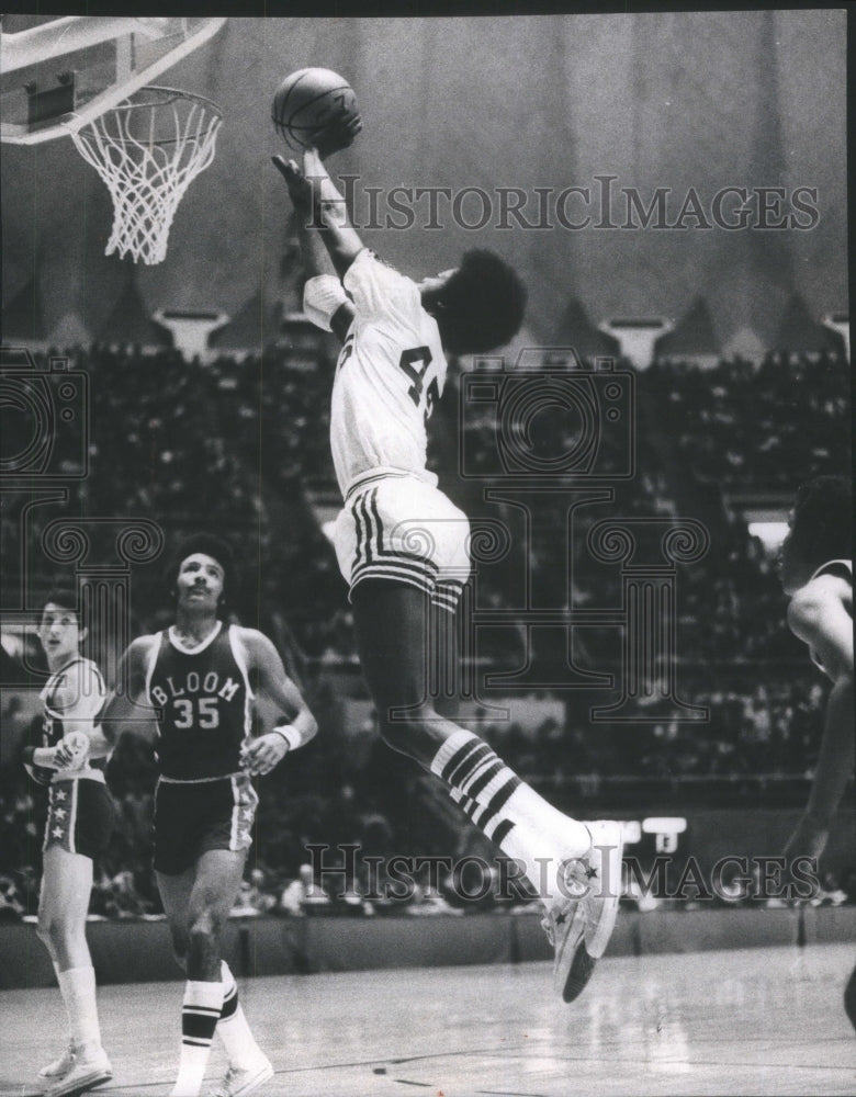 1975 Illinois Proviso East Basketball-Historic Images