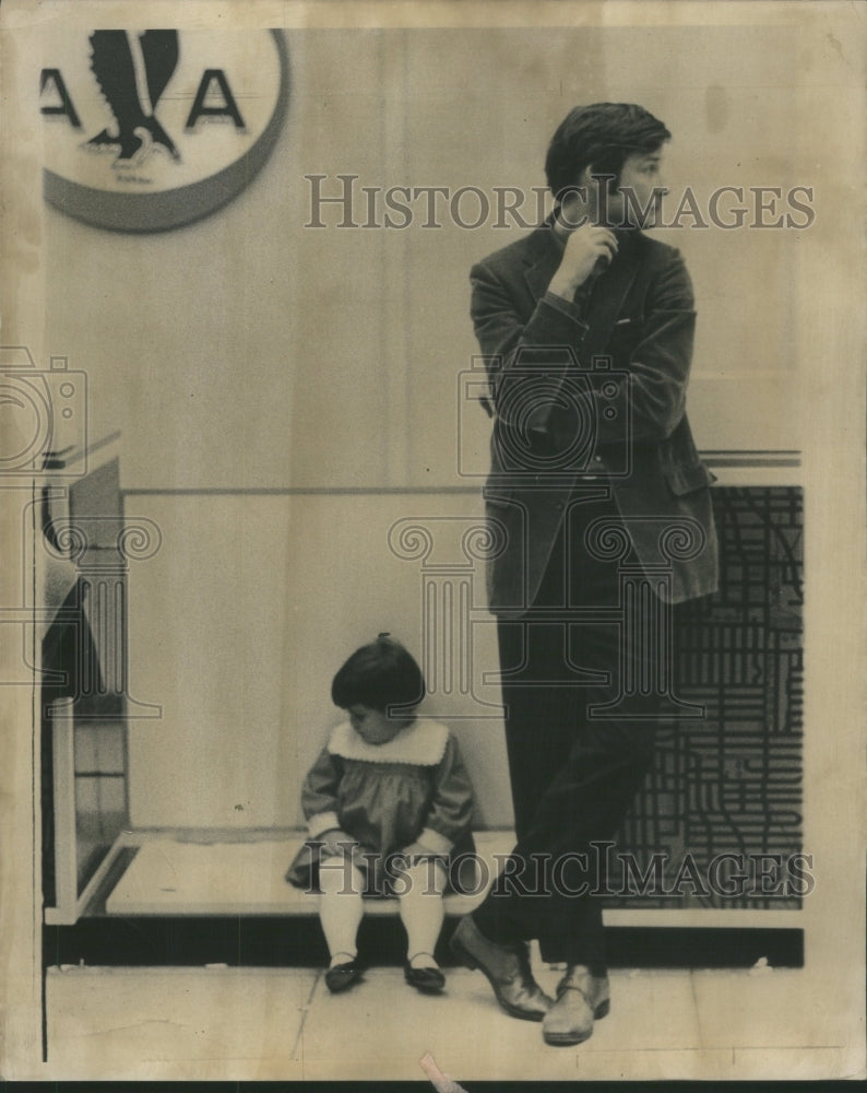 1969 O&#39;Hare Passengers Sit Stand Long Wait - Historic Images