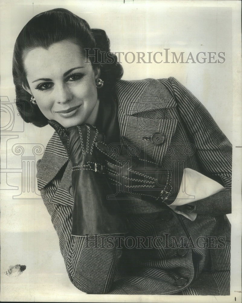 1968 Miss Aris Leather Gloves Modeled - Historic Images