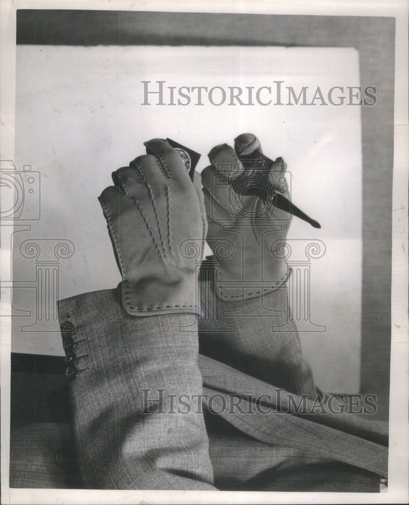 1949 Press Photo Dressy Womens Gloves Gray Mocha - RRU81249 - Historic Images