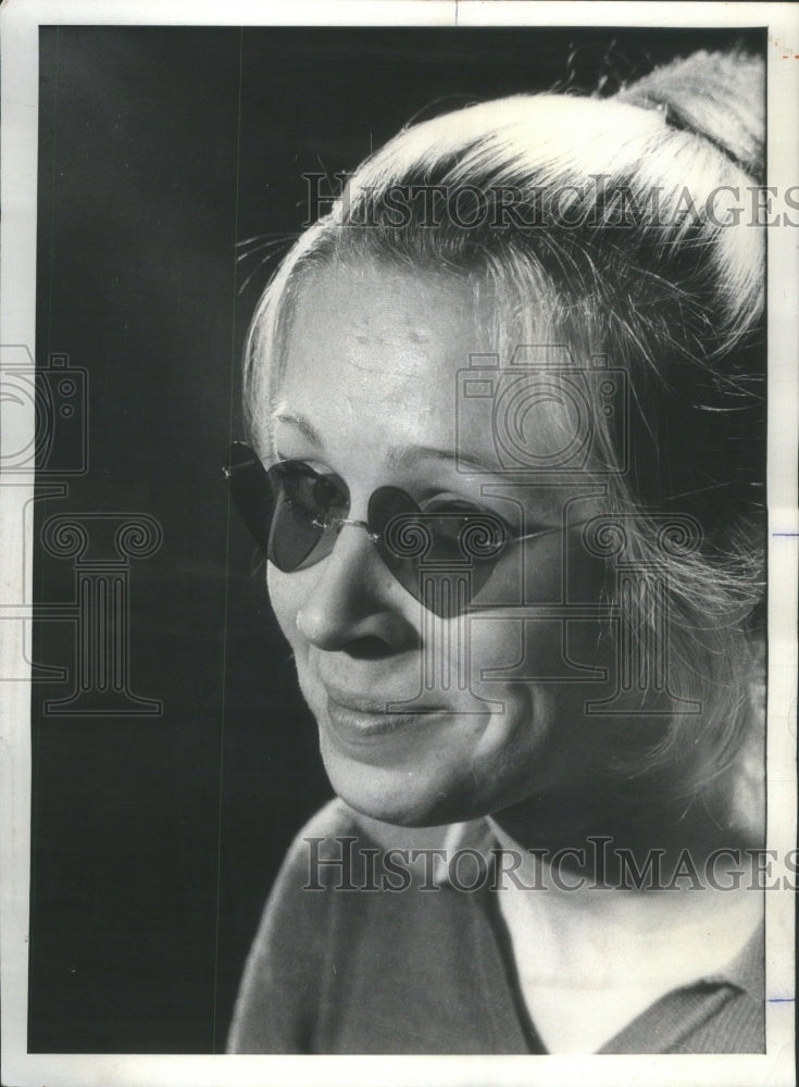 1975 Look World Rose Glasses Lolita Rock-Historic Images