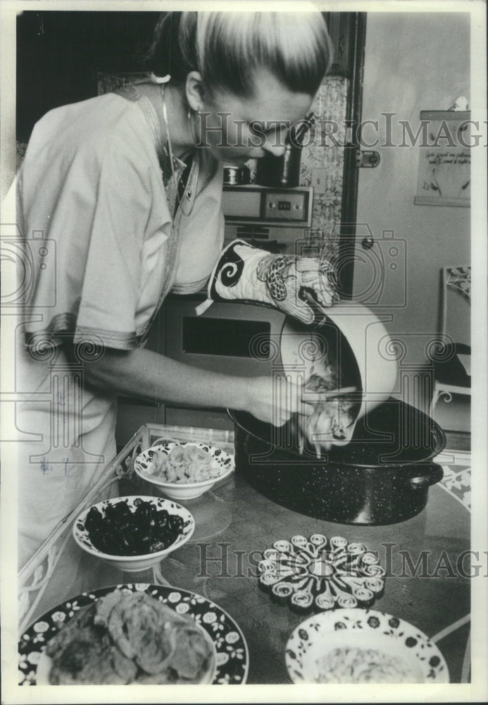 1982 Press Photo Morroccan Food by Ellen Benamm - RRU82233 - Historic Images