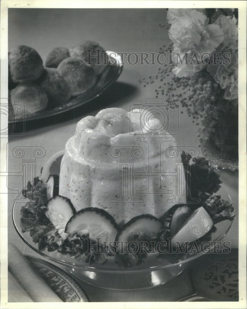 1979 Snow Crab Cucumber Mousse - Historic Images