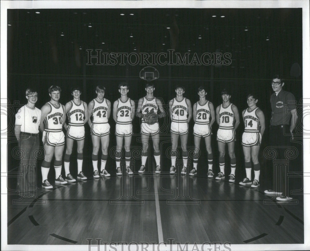 1975 Mooseheart Varsity Cagers Basketball - Historic Images