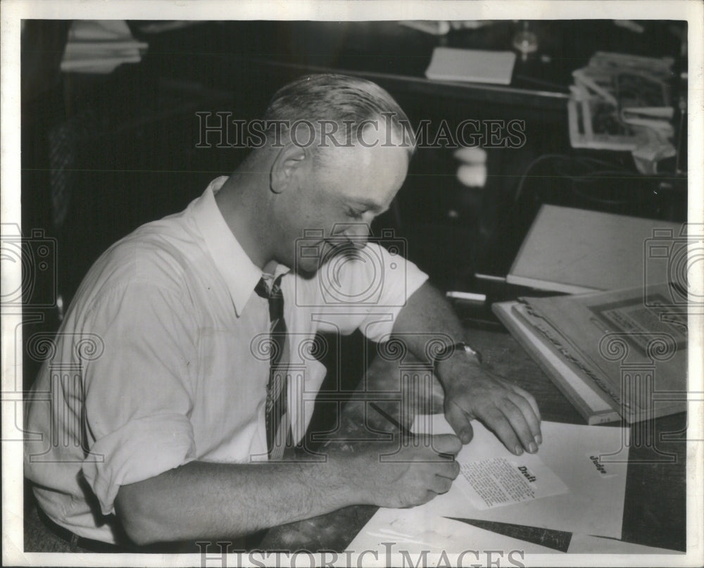 1941 Daily Times Composing Room Strike - Historic Images