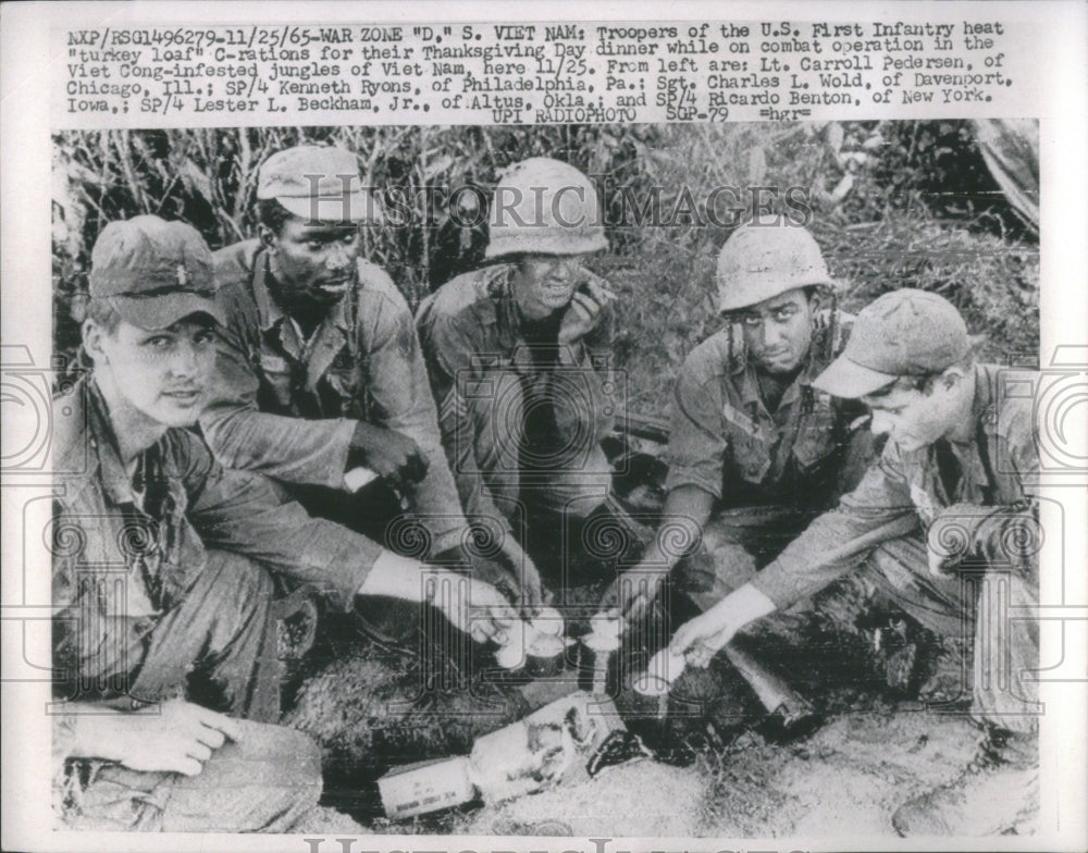 1965 Troopers heat turkey loaf-Historic Images