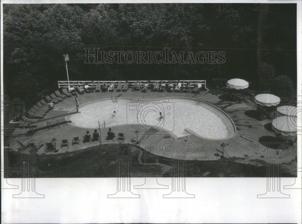 1956 Press Photo Hotel Moraine - Historic Images