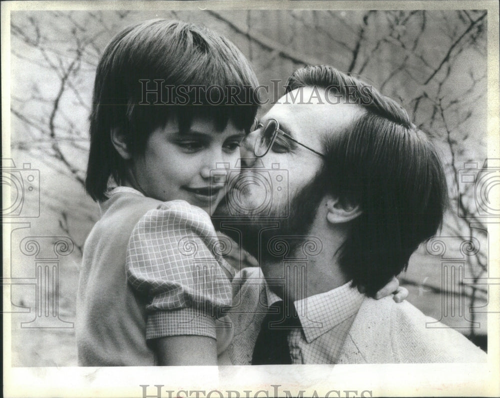 1984 Press Photo Mother&#39;s day contest winner Emily - Historic Images