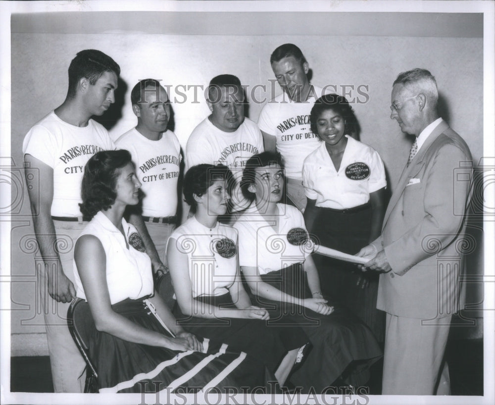 1956 Press Photo Shirley Gurzick Employees Detroit - RRU84101 - Historic Images