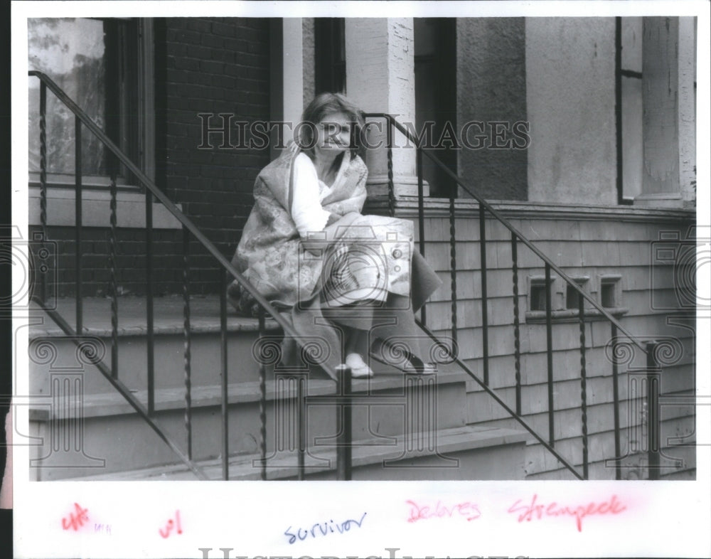 1992 Press Photo Fire Survivor - RRU84359 - Historic Images