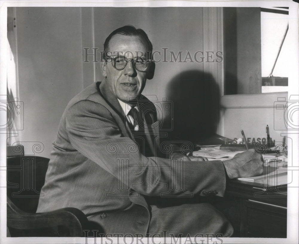 1954 Robert S. Reason City Budget Director - Historic Images