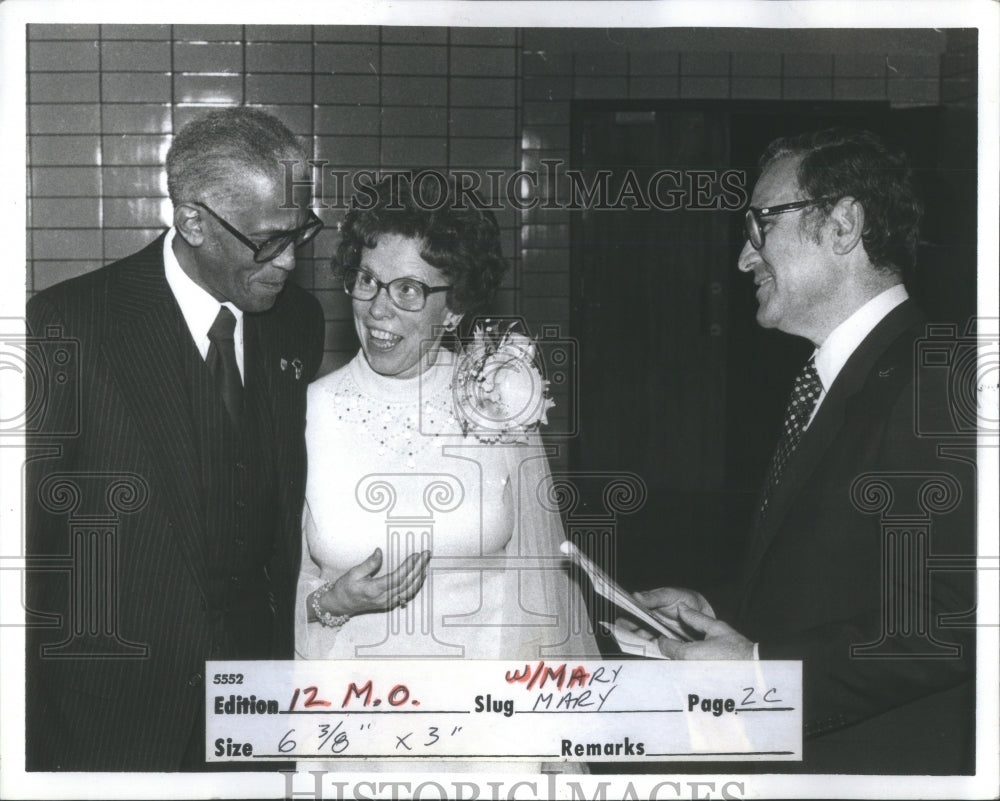 1981 Press Photo Bill Simons Theodore Educator Counsel - RRU84525 - Historic Images