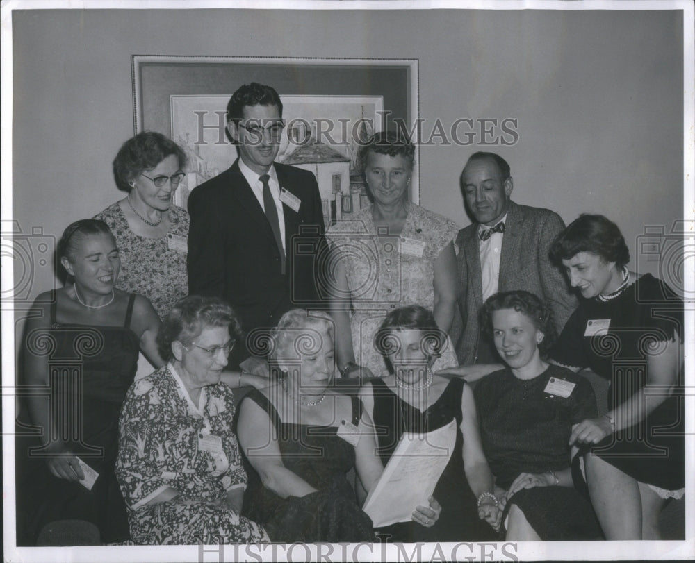 1960 MRS. MARY ELLEN RIORDAN FED. TEACHERS - Historic Images