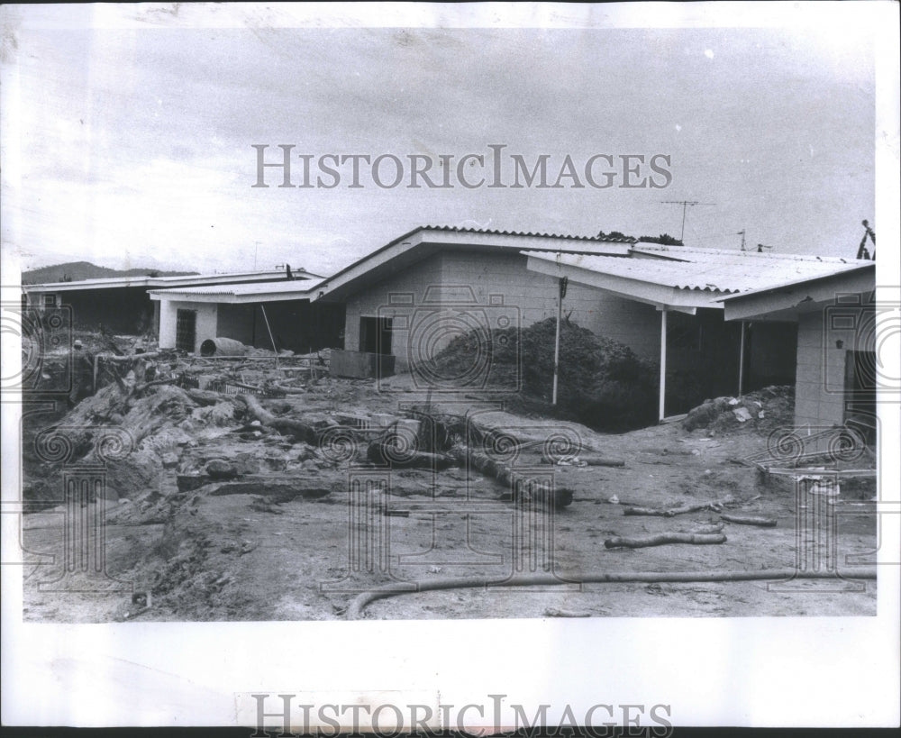 1974 San Pedra Sulla Subdivision buried - Historic Images