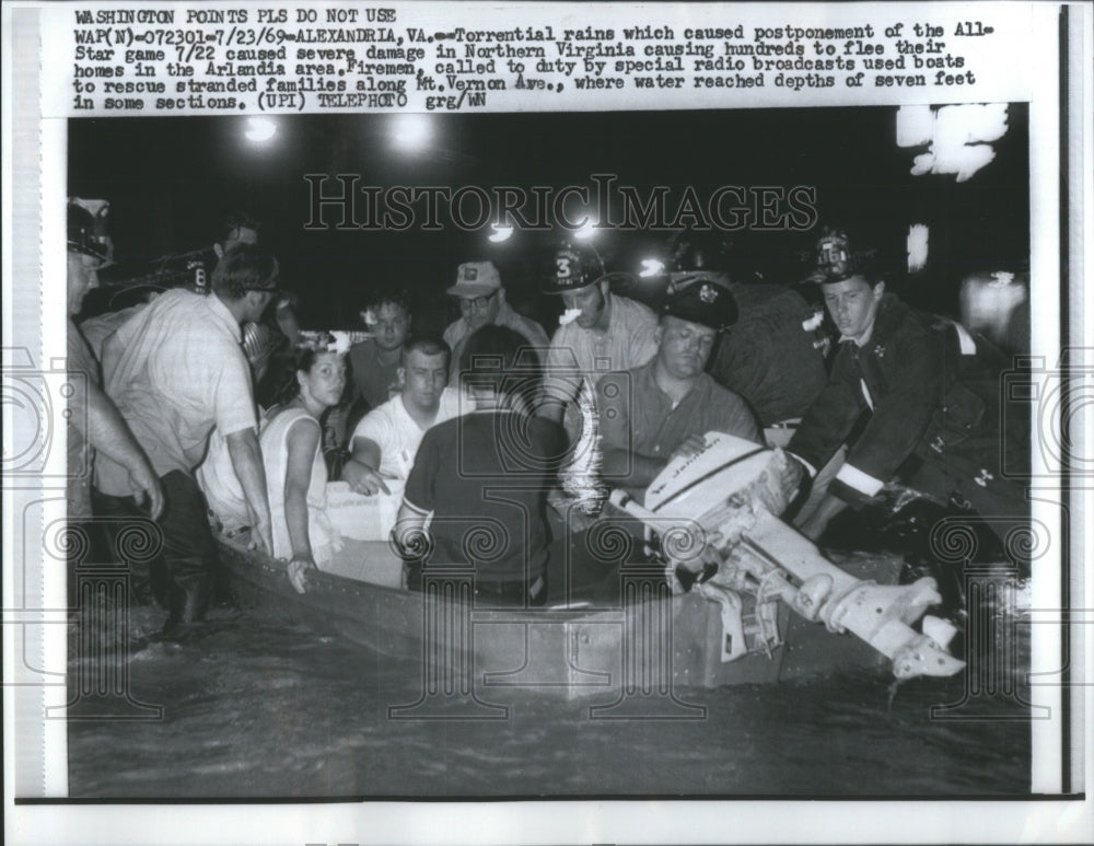 1969 Press Photo Torrential Rains Northern Virginia - RRU85233 - Historic Images