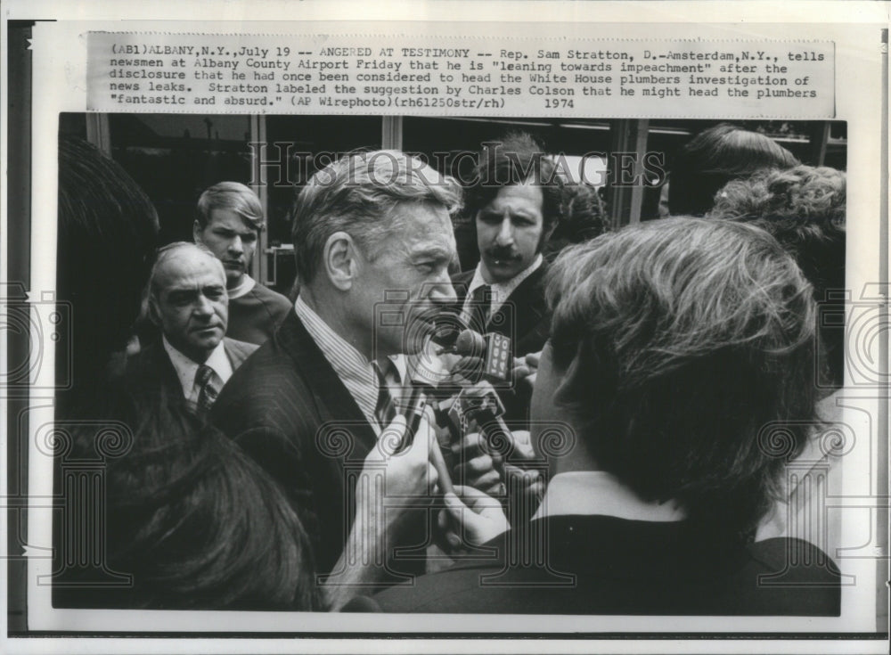 1974 Rep. Sam Stratton Newsmen Albany  - Historic Images