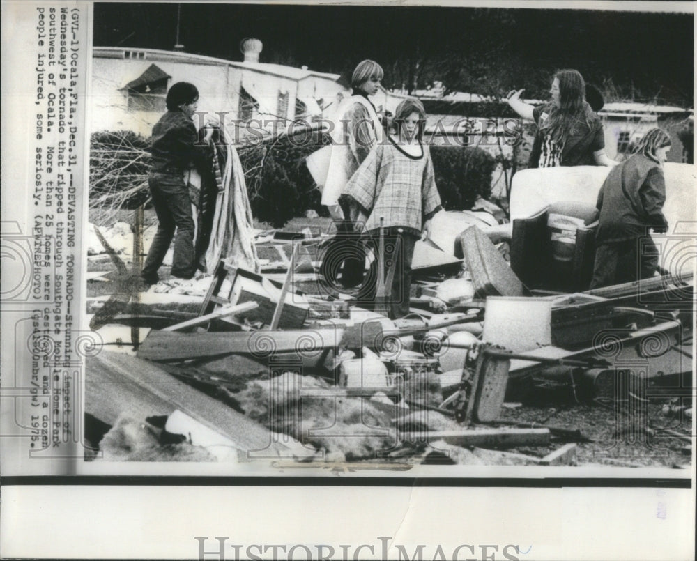 1975 Press Photo Tornado Impact Mobile Home Park Ocala - RRU85591 - Historic Images