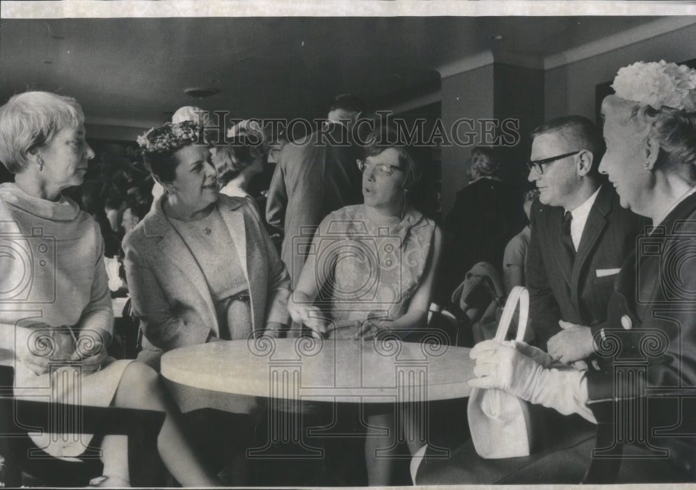 1968 Press Photo Award Winners Chole Garlner Mrs. Carl - Historic Images