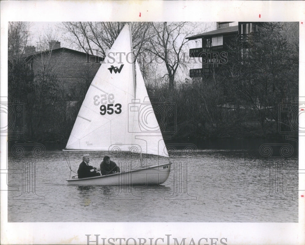 1970 Frank Luoma Lakes Village president  - Historic Images