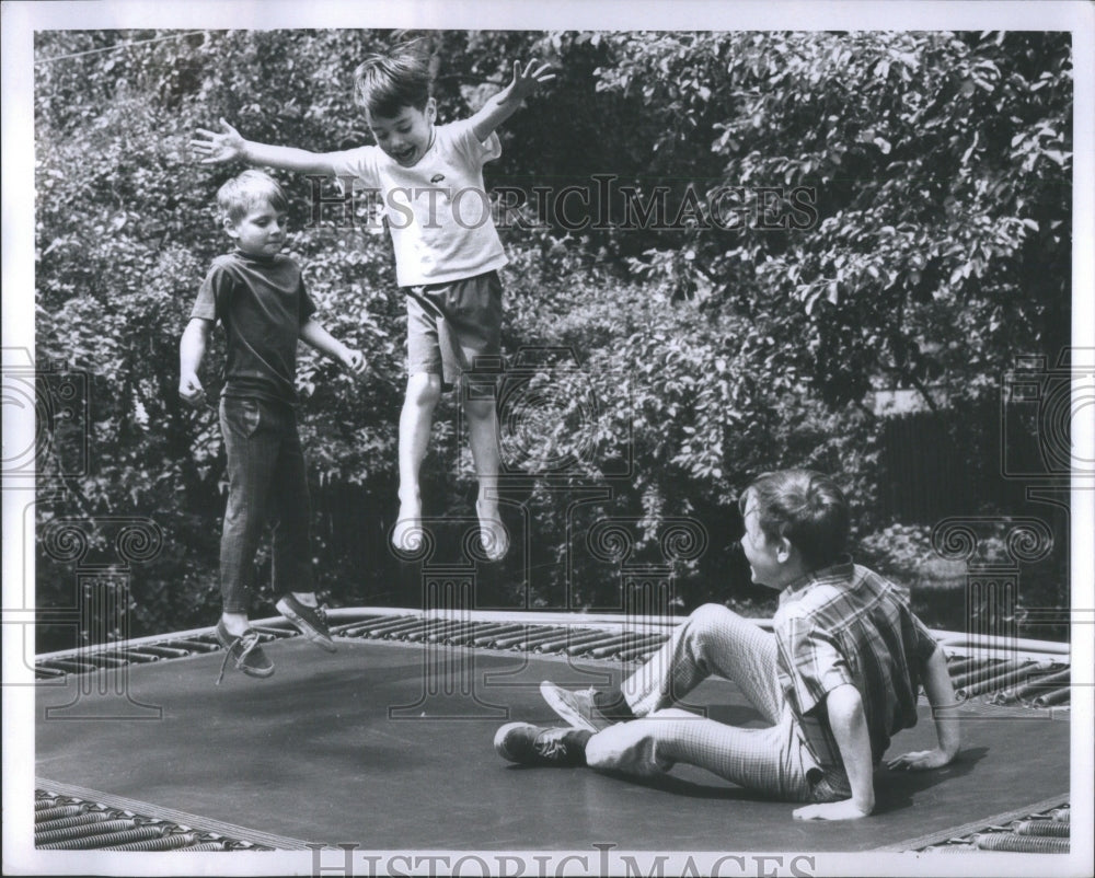 1970 Press Photo Mchen Young Life Andy David Mike Life - RRU86053 - Historic Images