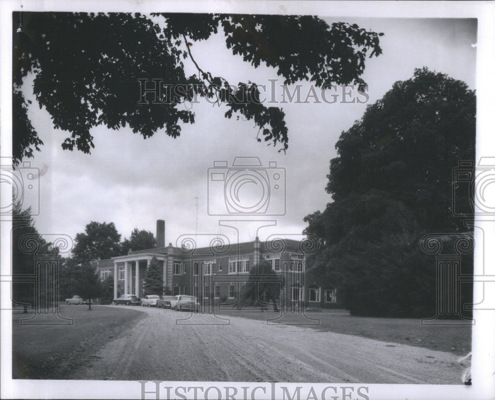1958 Press Photo Two-Story Building Fox River Hospital - RRU86373-Historic Images
