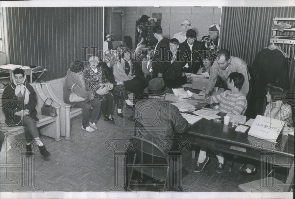 1967 Press Photo People homeless Hometown city hall - RRU86517 - Historic Images