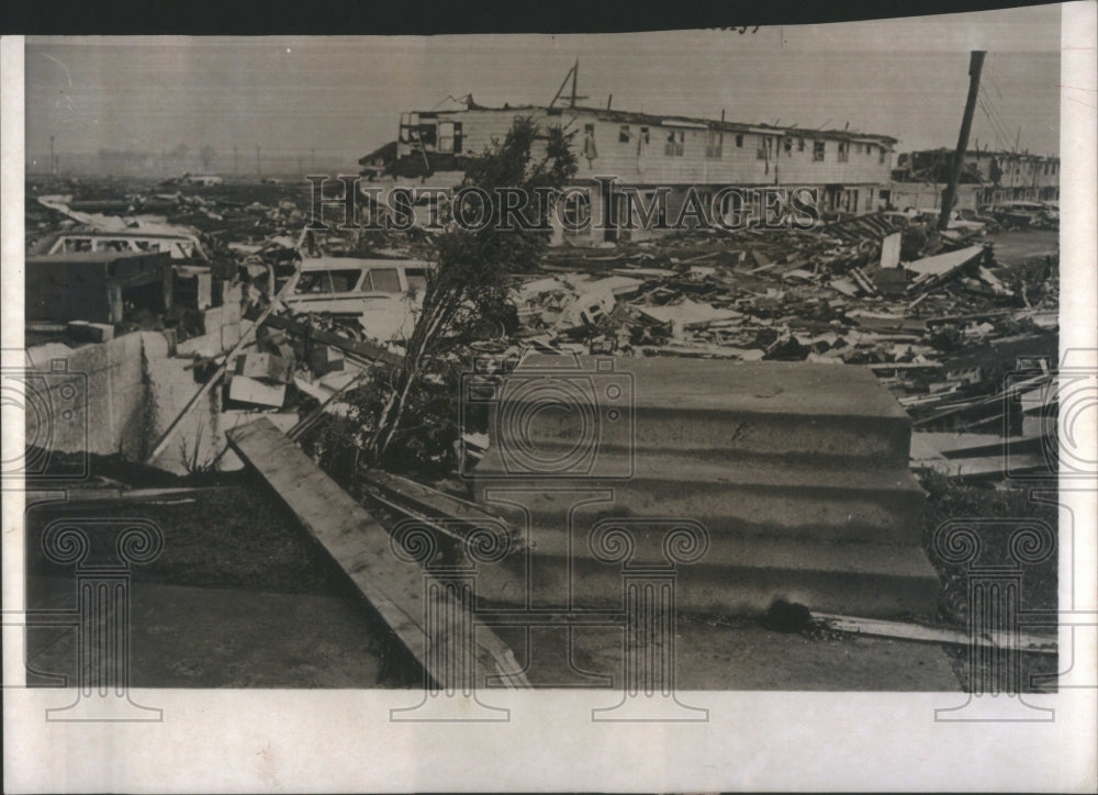 1965 Tornado Violent Cloud Cloud Rare Base - Historic Images