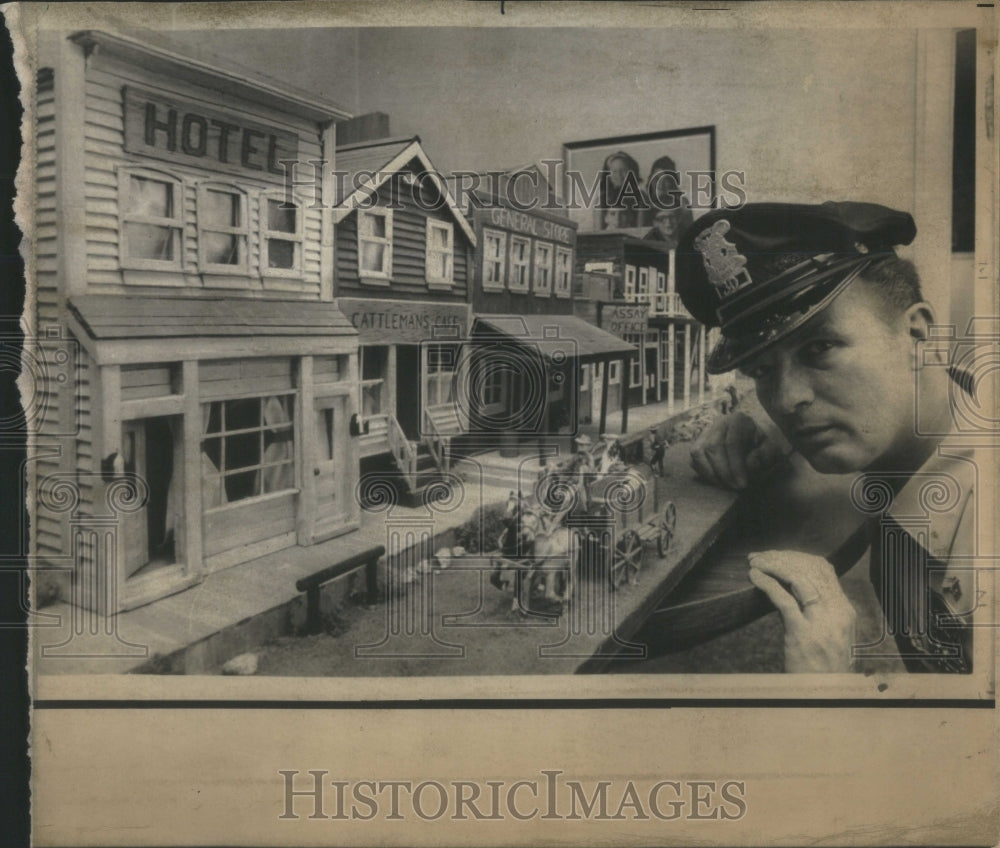 1974 Press Photo Ferndale Police Town Miniature Model - RRU86835 - Historic Images