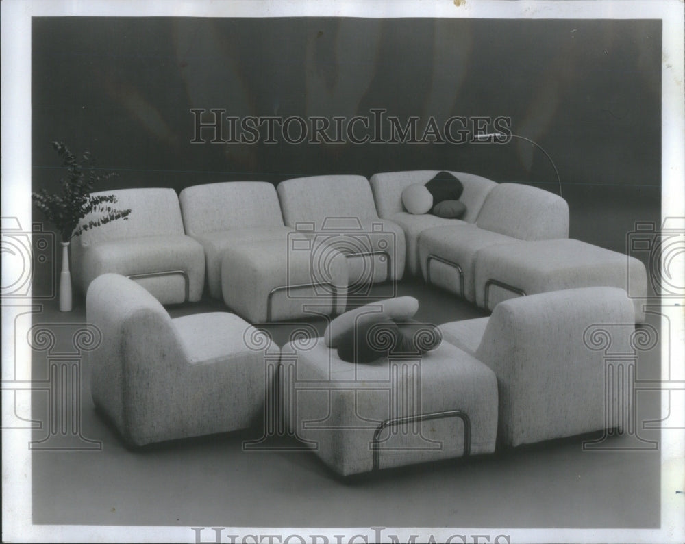 1975 Directional Industries Seating Group - Historic Images