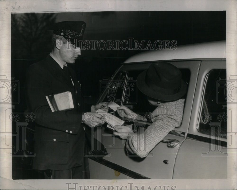 1954 Press Photo Policeman George R. Fagin - RRU87977 - Historic Images