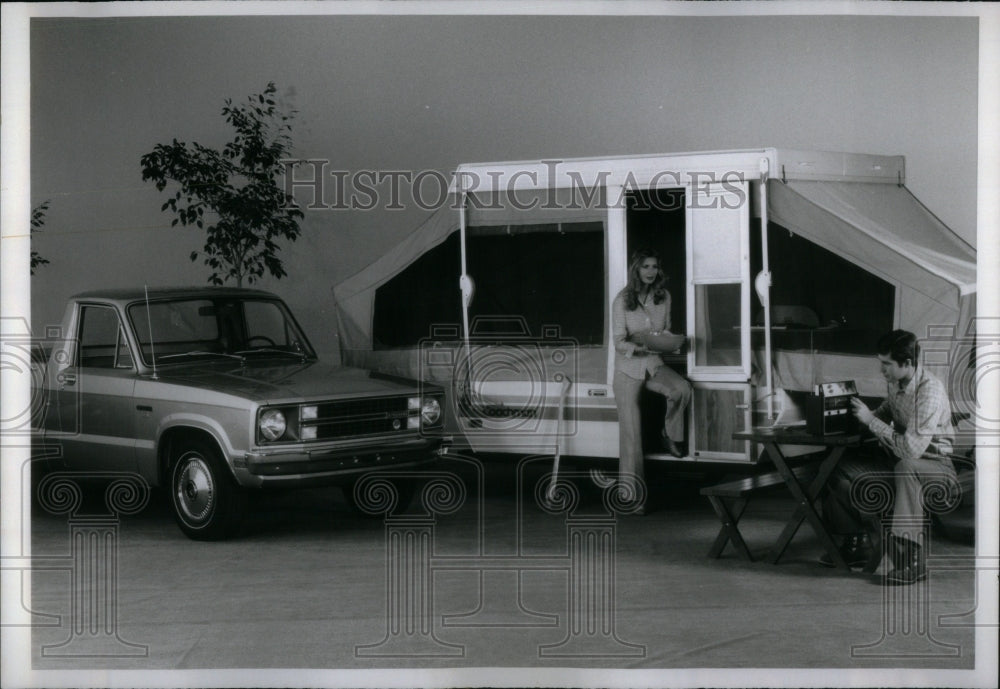 Press Photo Camper Trailer - RRU88037 - Historic Images