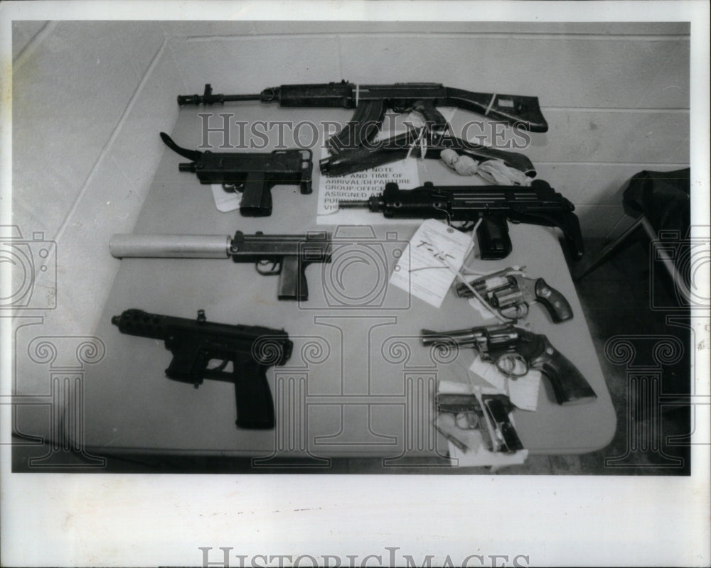 1992 Chicago Customs House Gun Confiscation  - Historic Images