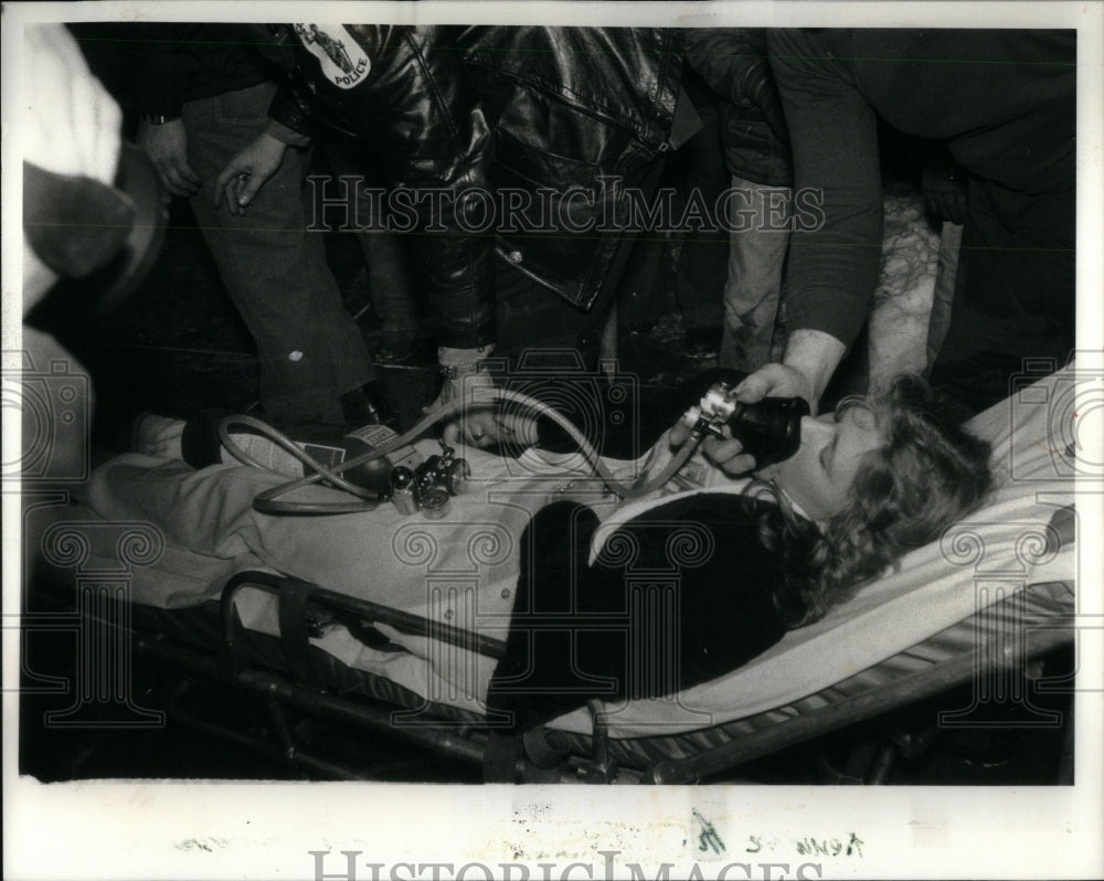 1981 Photo Chicago Fire Victim In Nursing Home - Historic Images