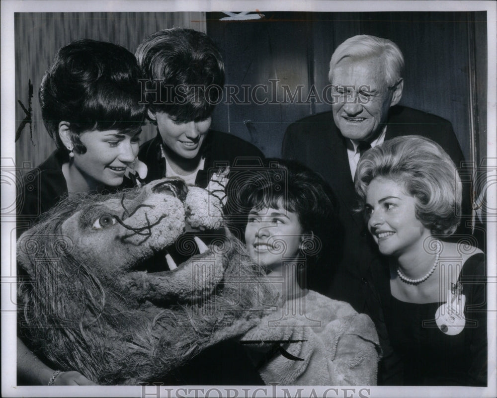 1965 United Foundation Girls Team Detroit-Historic Images