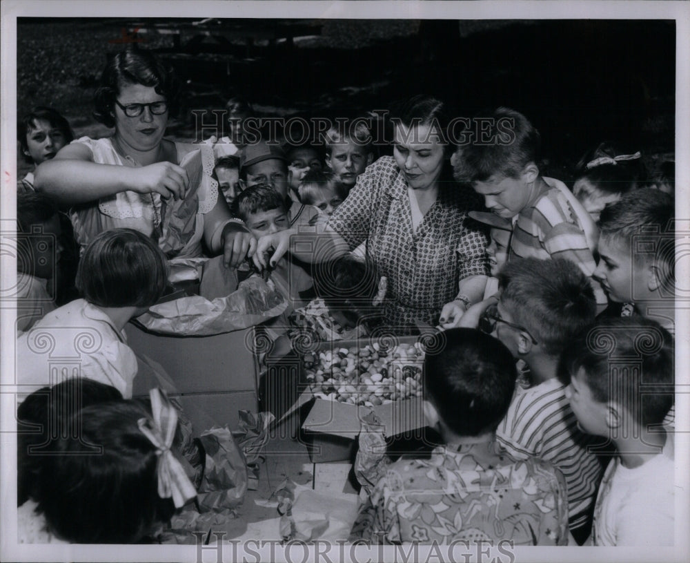 1951 Photo American Legion Children&#39;s Billet Orphanage - Historic Images