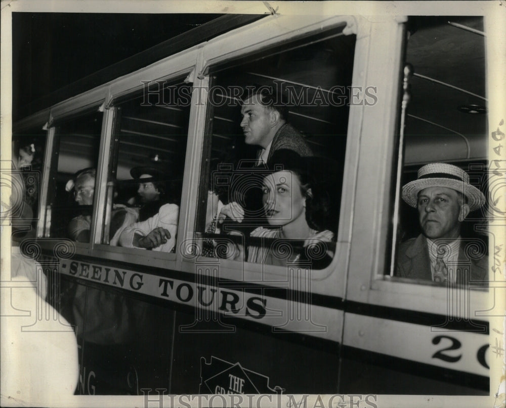 1938, Bughouse Washington Square Park - RRU90251 - Historic Images