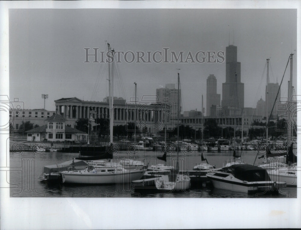 1991 Burnham Harbor Boat Station Soldier-Historic Images