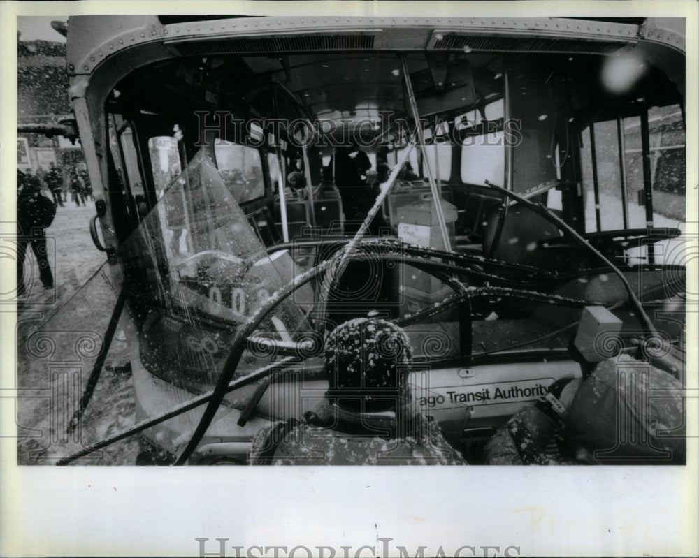 1985 CTA Bus Crash Injury Concrete Abutment - Historic Images