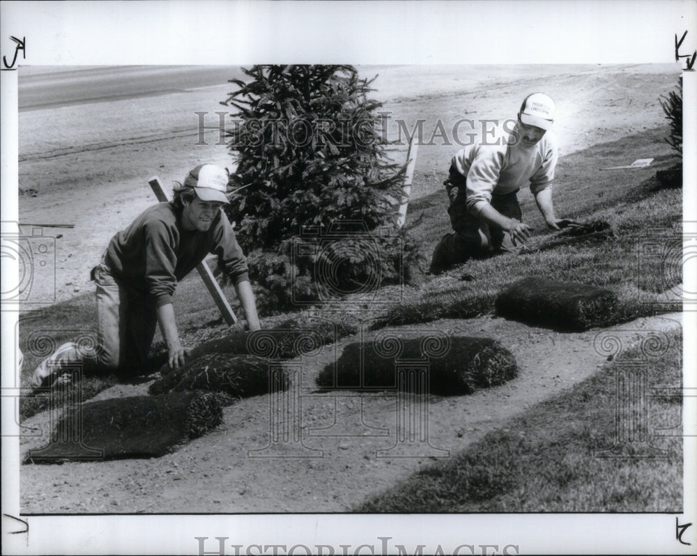 1989, Dave McKay Lawn Hot Day Summer Land - RRU90645 - Historic Images