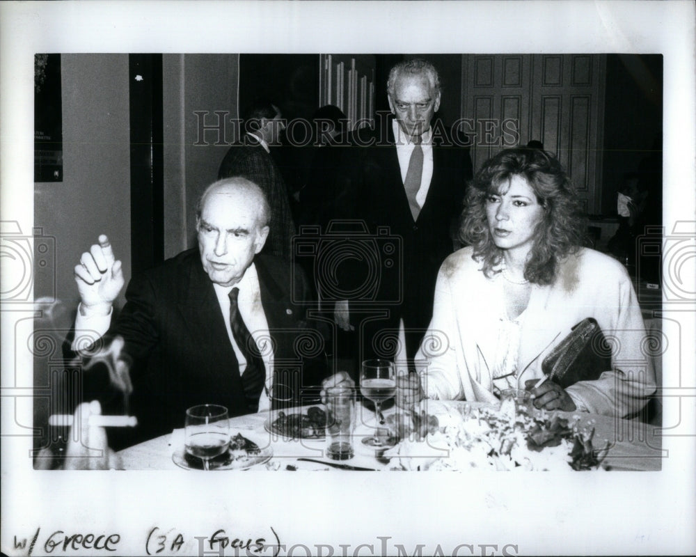 1989 Premier Andreas Papandreou Dimitra sit - Historic Images