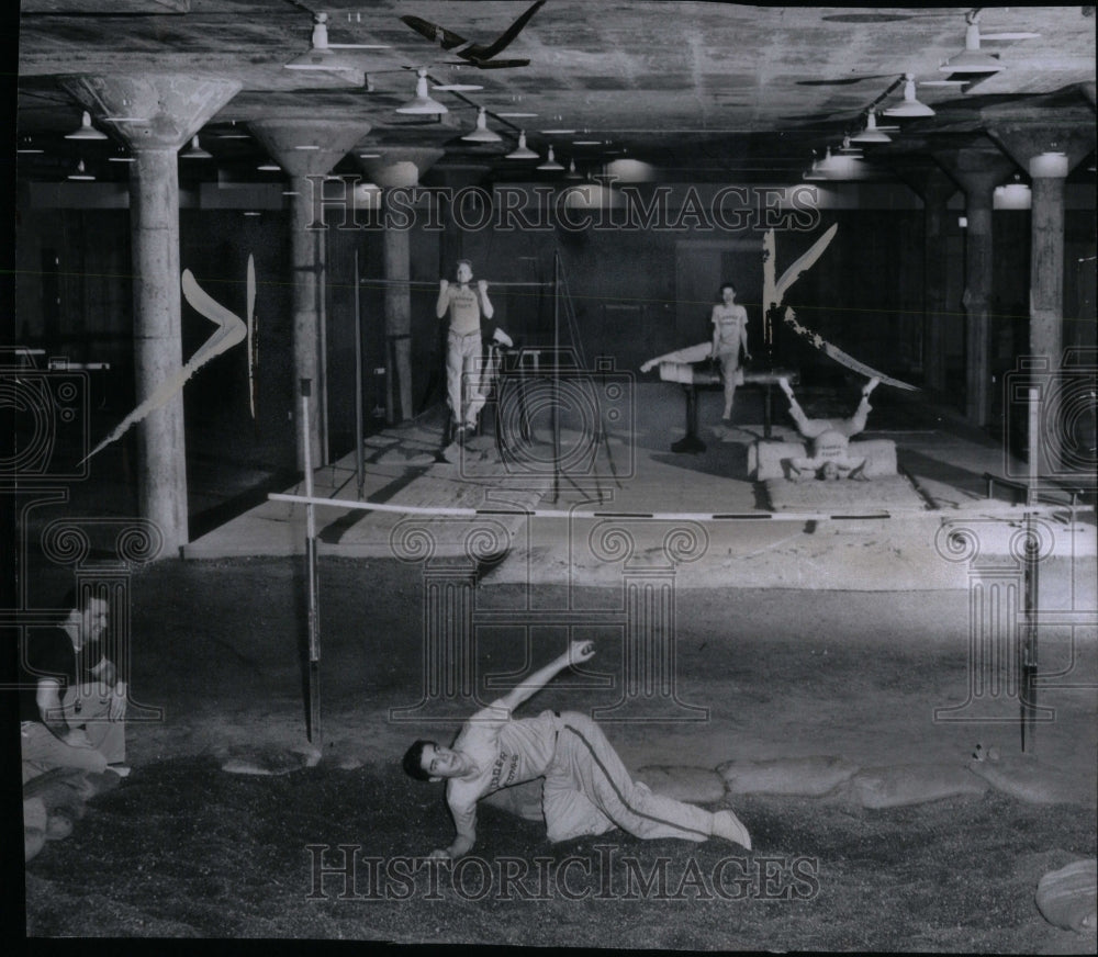 1958 School Ann Arbor High Track Gym Room - Historic Images