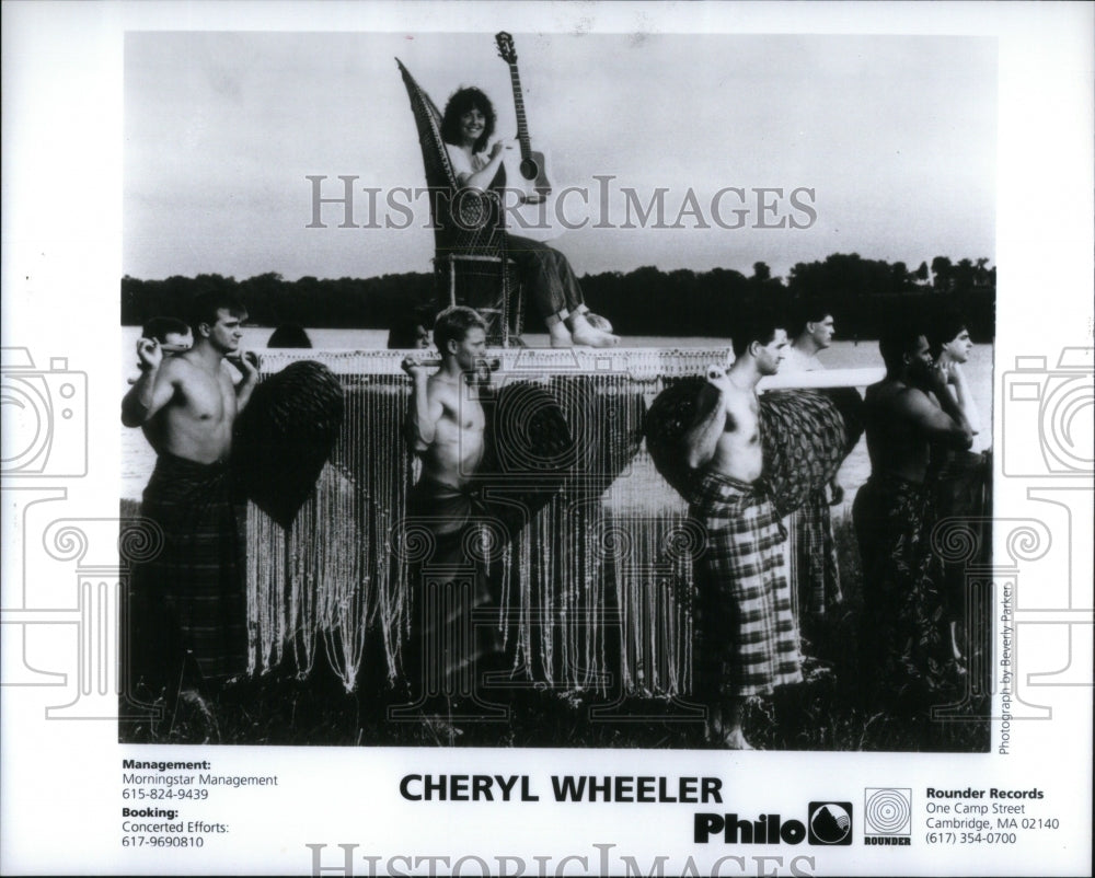 1994 Press Photo Cheryl Wheeler American Singer Music - Historic Images