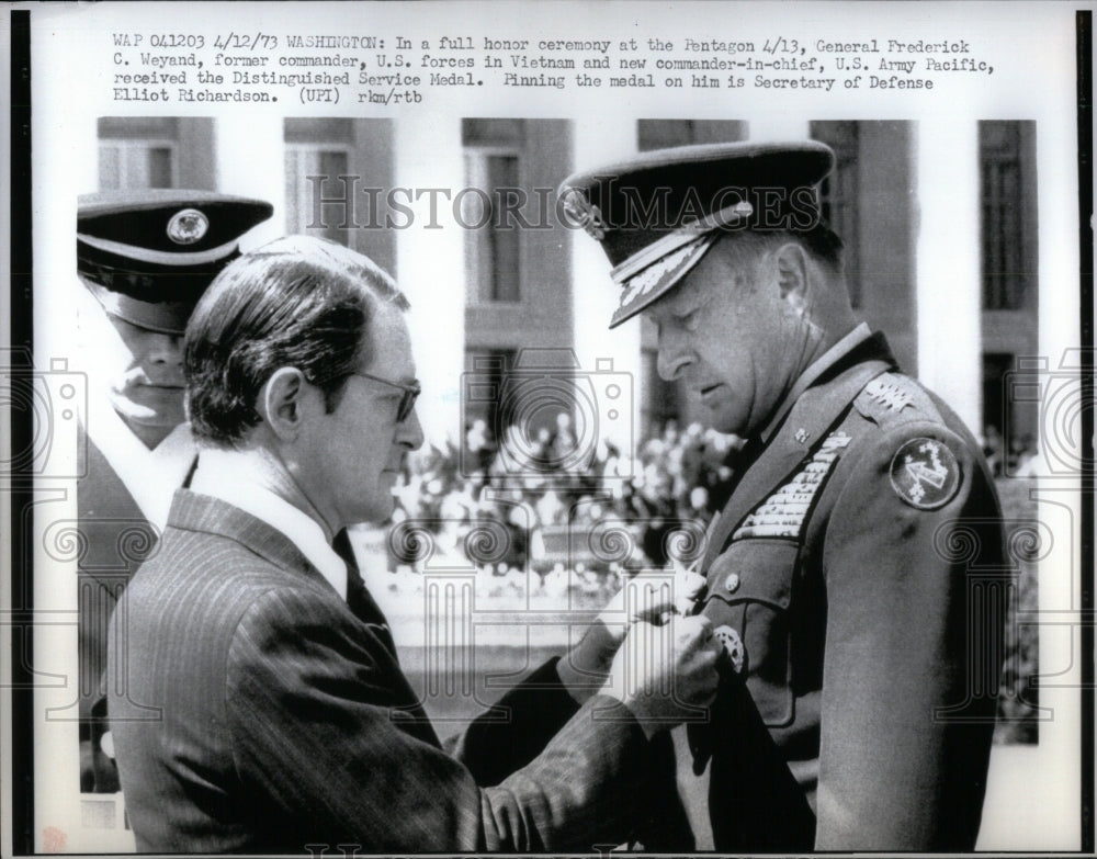 1973 Gen Frederick Weyand US army forces - Historic Images