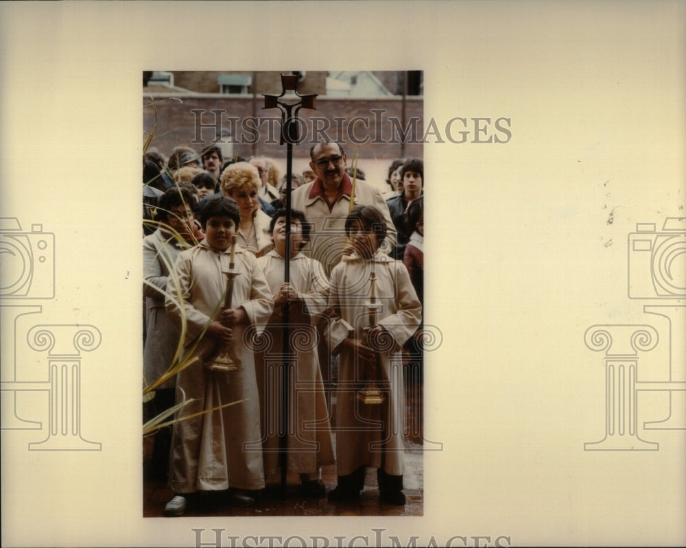 1983, Palm Sunday Christian Moveable Feast - RRU91683 - Historic Images