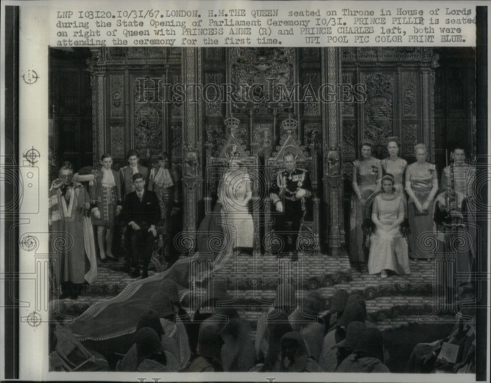 1967 Queen Parliament Ceremony Annie - Historic Images