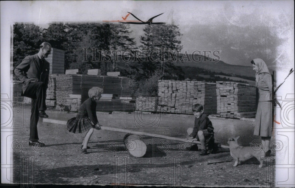 1957 Balmoral Scotland Plank Amuse See Saw-Historic Images
