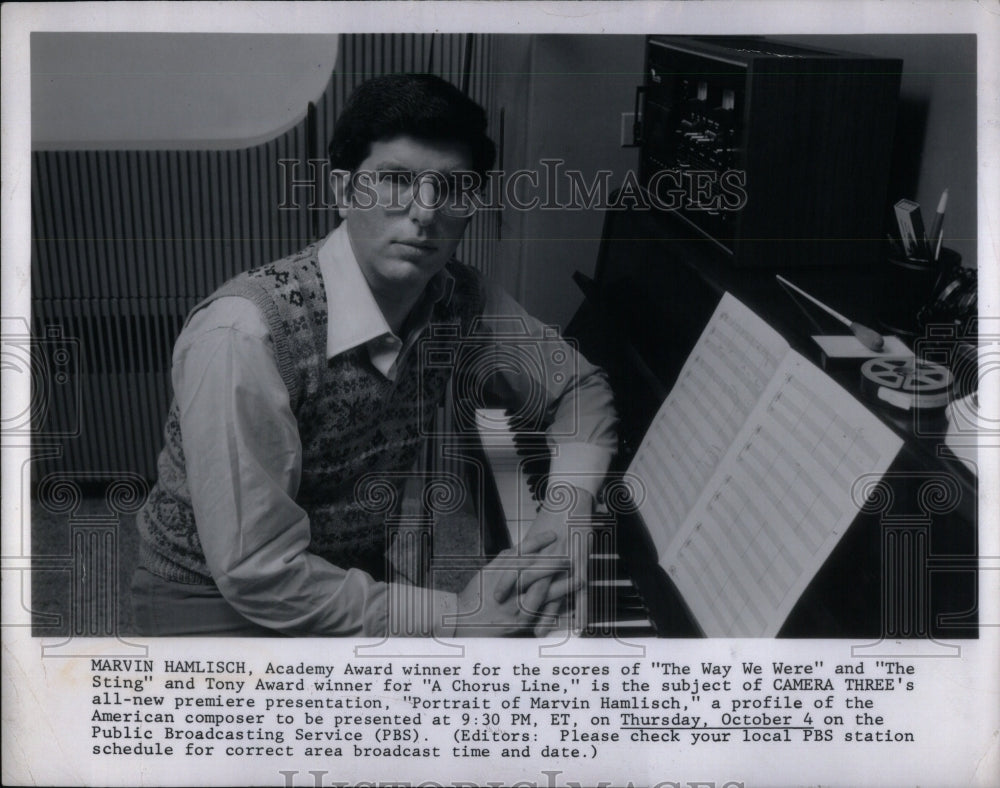 1982 Press Photo Academy Award Winner Tony Camera Three - RRU91923 - Historic Images